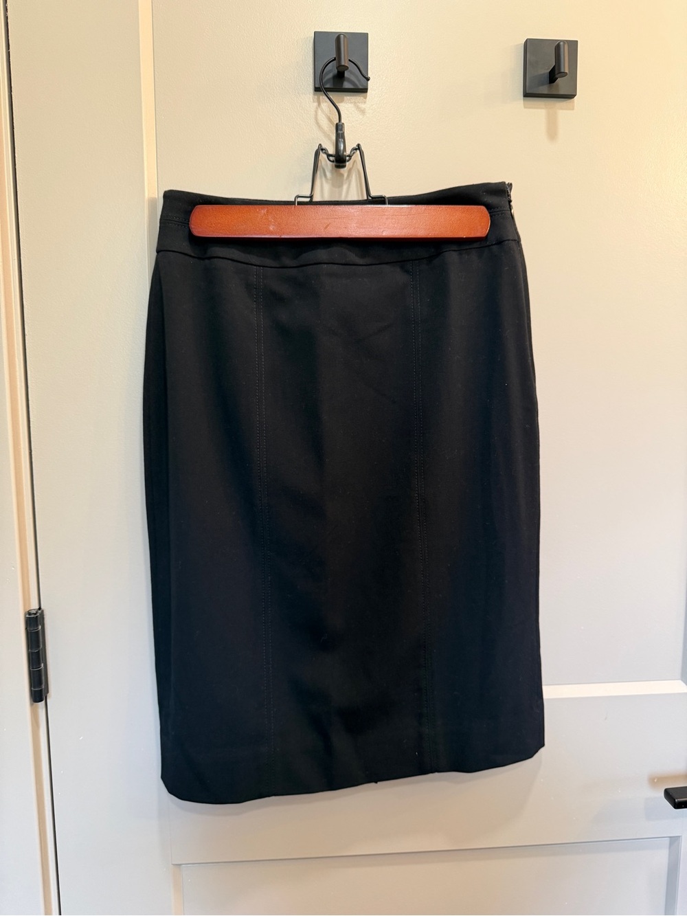 White House Black Market Black Pencil Skirt